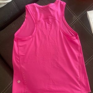 Lululemon Sculpt Tank- Sonic Pink (Brand New/Never Worn)